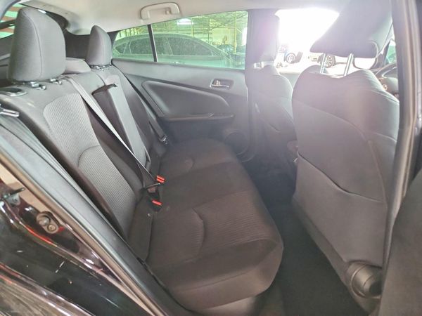 2017 TOYOTA PRIUS One/Two — Passenger 3/4