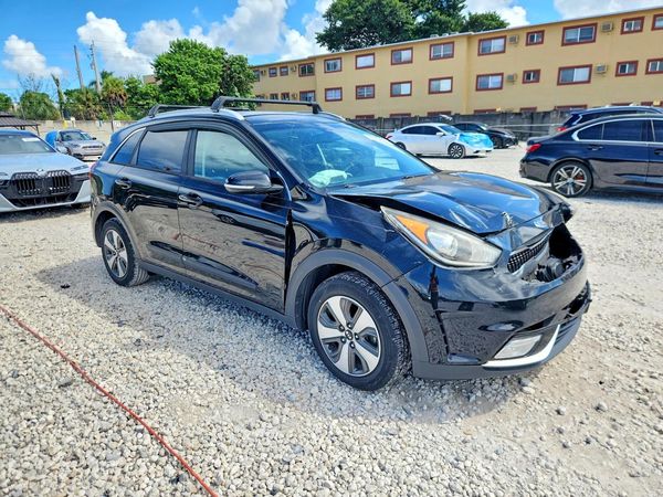2018 KIA NIRO