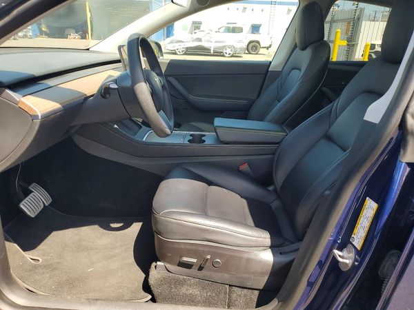 2022 TESLA MODEL Y — DENT