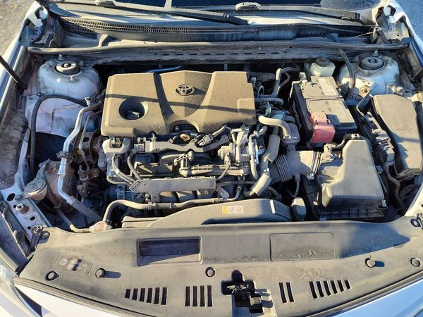 2018 TOYOTA CAMRY L/LE/SE/XLE — Engine bay