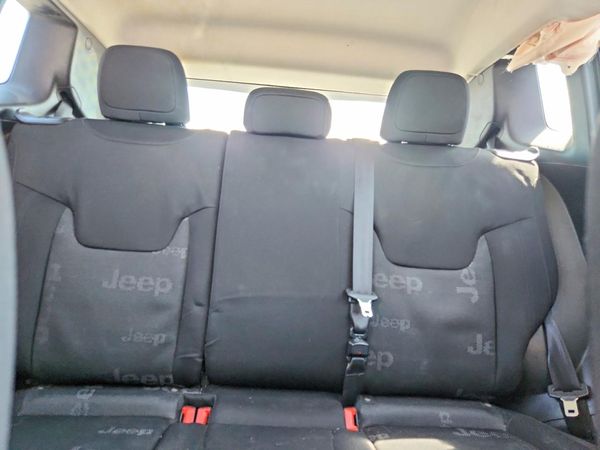 2016 JEEP RENEGADE Sport — SUVN