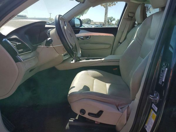 2018 VOLVO XC90 — DENT