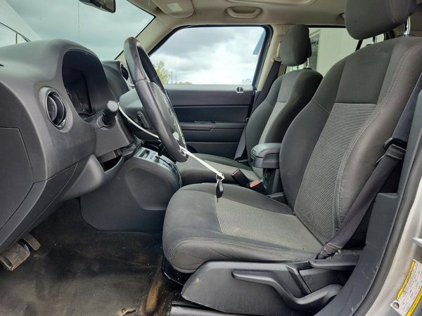 2016 JEEP PATRIOT — DENT