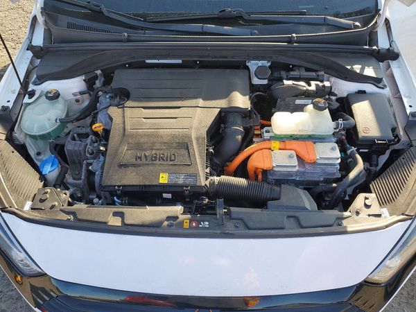 2019 HYUNDAI IONIQ — Engine bay