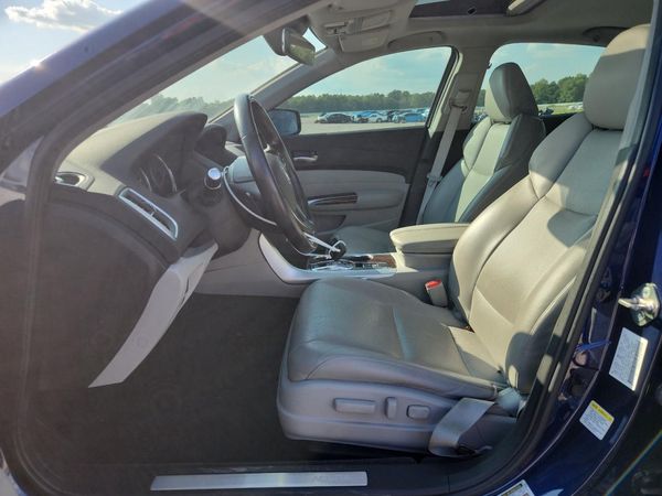 2016 ACURA TLX TECH V6 — DENT