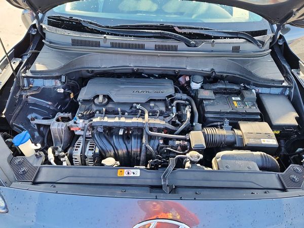 2023 HYUNDAI KONA — Engine bay