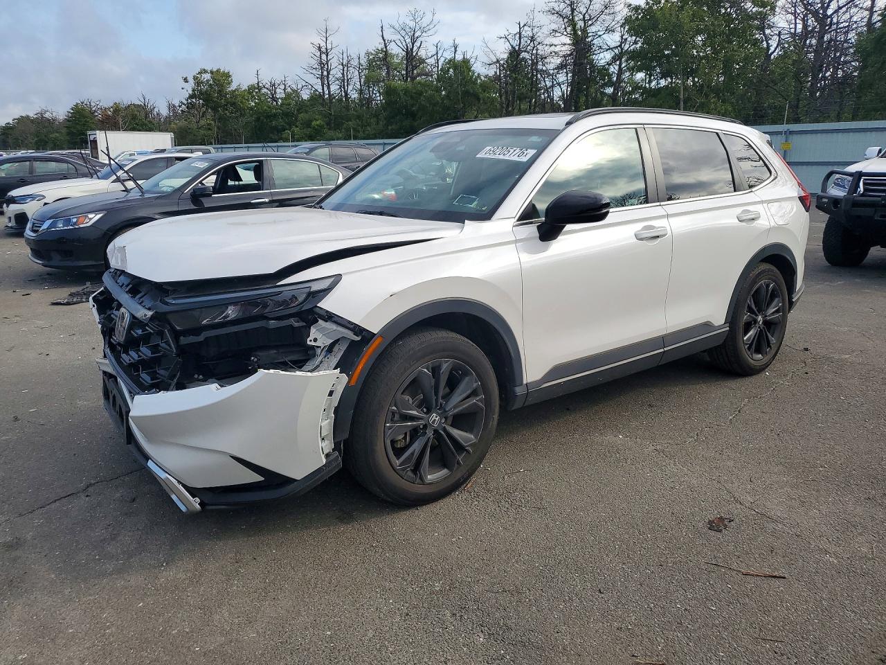 2025 HONDA CR-V — Front 3/4