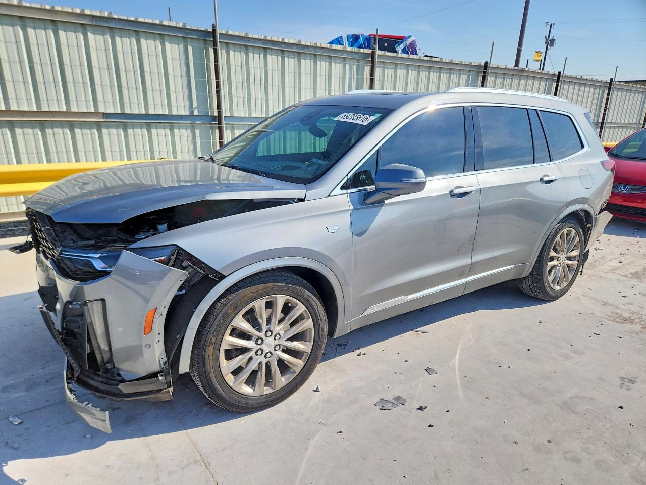2023 CADILLAC XT6 — Front 3/4