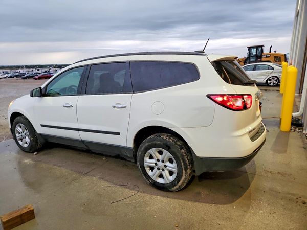 2017 CHEVROLET TRAVERSE LS