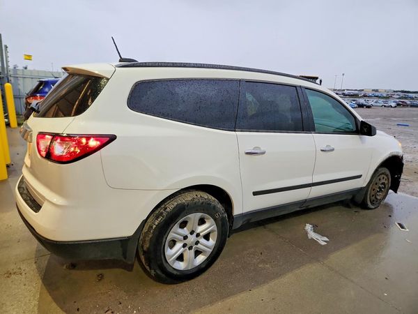 2017 CHEVROLET TRAVERSE LS