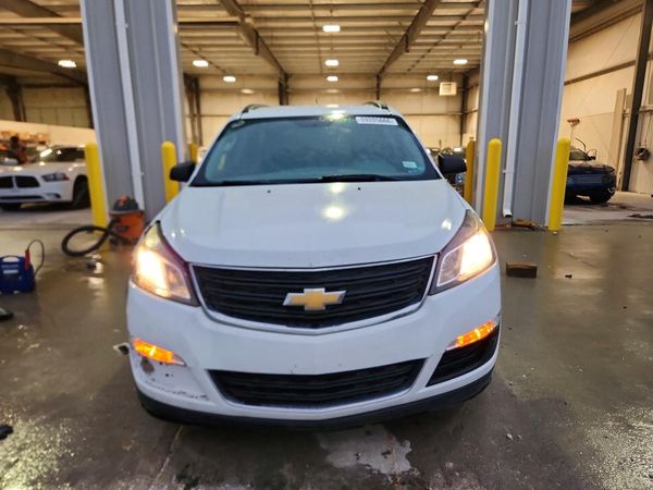 2017 CHEVROLET TRAVERSE LS