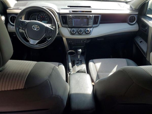 2015 TOYOTA RAV4 LE (X Grade) — CKPT