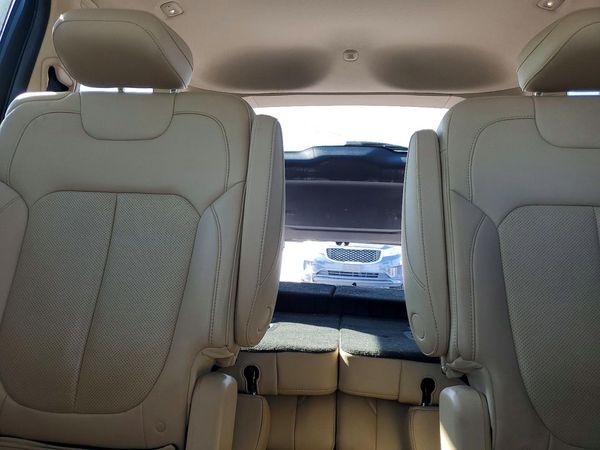 2022 JEEP GRAND CHEROKEE — SUVN