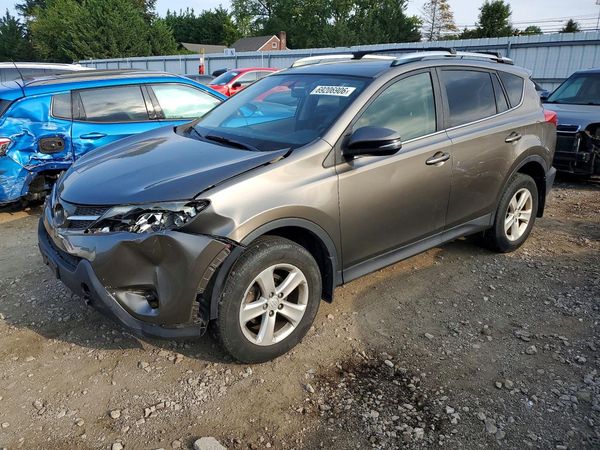 2013 TOYOTA RAV4 — DSFA — Front 3/4