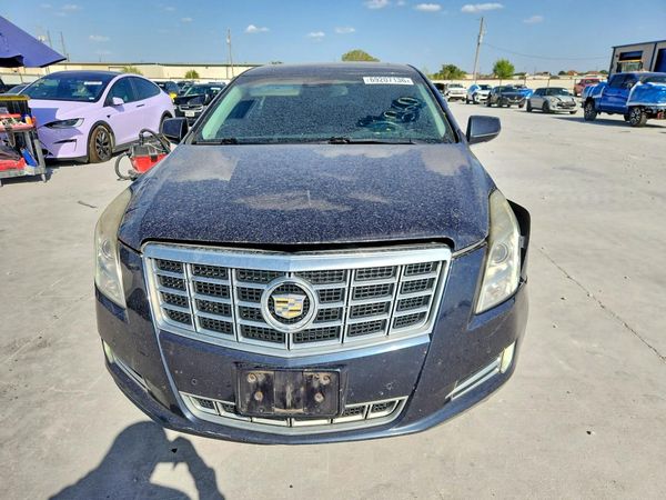 2013 CADILLAC XTS Premium
