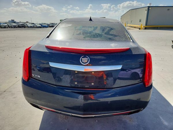 2013 CADILLAC XTS Premium