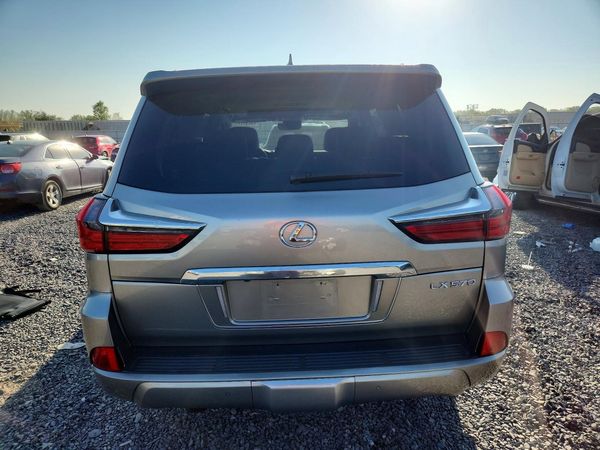 2021 LEXUS LX 570 Luxury — DIRR