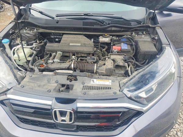 2021 HONDA CR-V — Engine bay