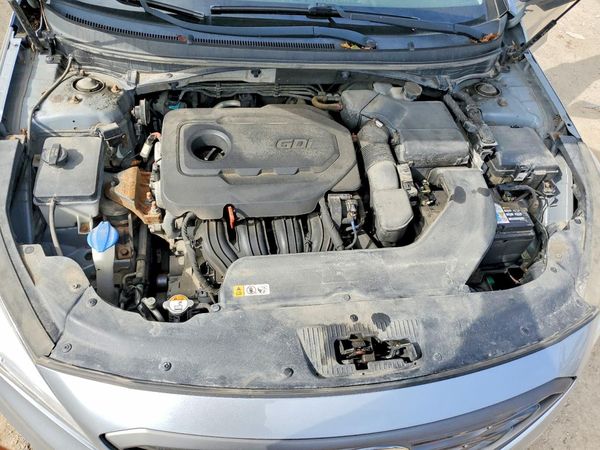 2016 HYUNDAI SONATA — Engine bay