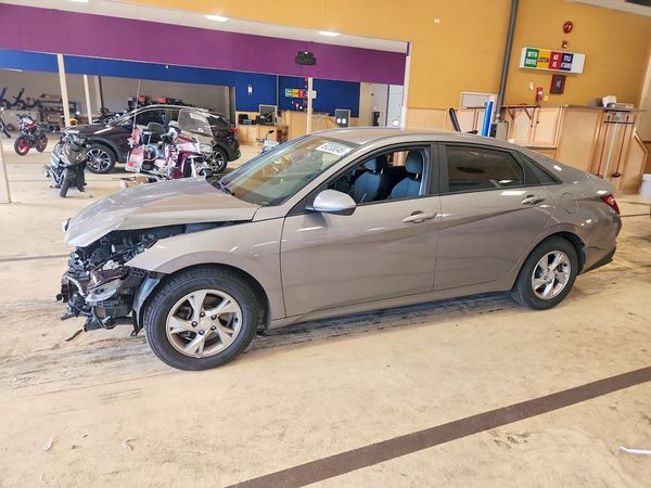 2021 HYUNDAI ELANTRA — Front 3/4