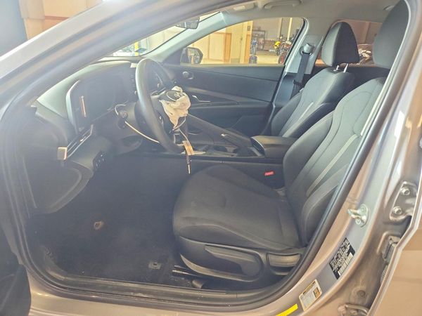 2021 HYUNDAI ELANTRA — DENT