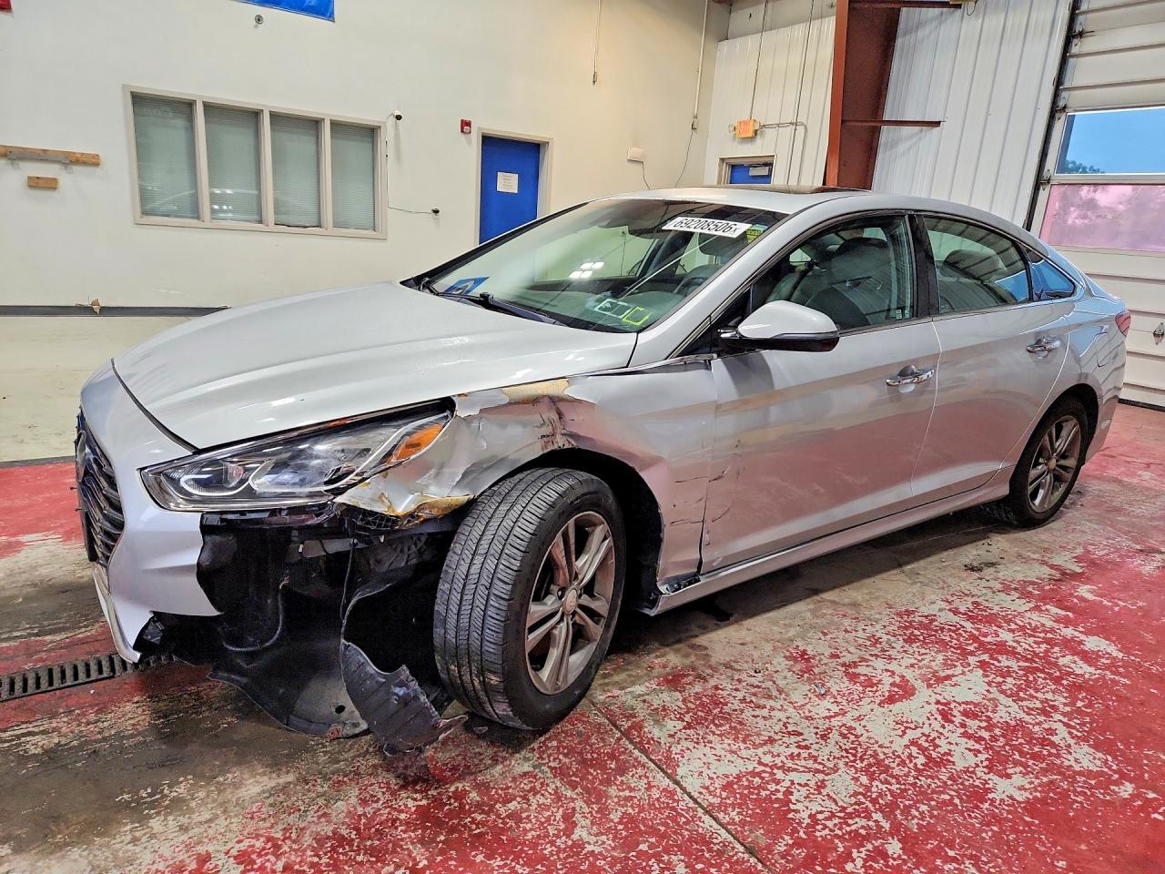 2018 HYUNDAI SONATA — Front 3/4