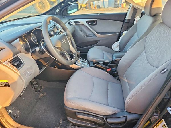 2013 HYUNDAI ELANTRA — DENT
