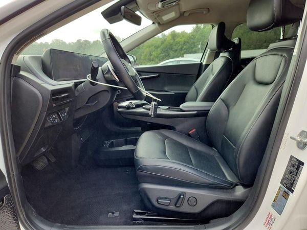 2023 KIA EV6 Light, Wind — DENT