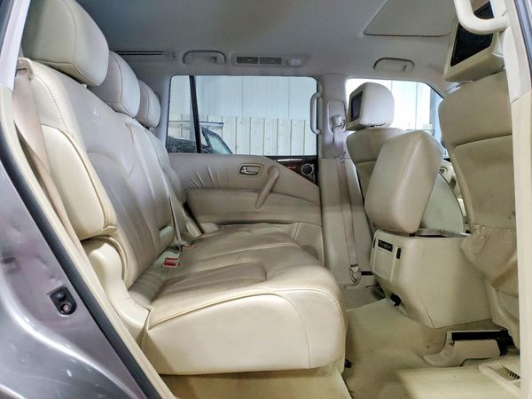 2012 INFINITI QX56