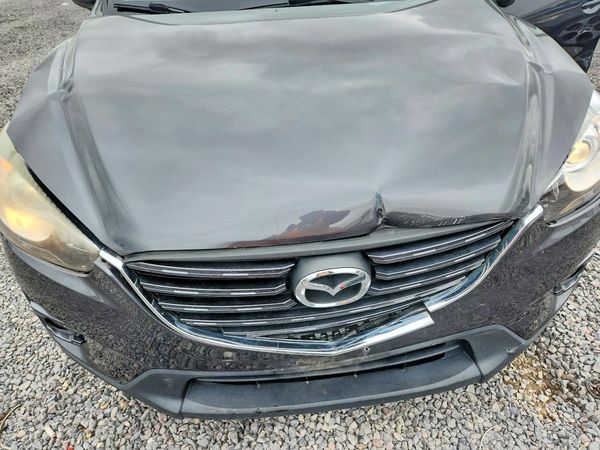 2016 MAZDA CX-5 Touring/GS — Engine bay
