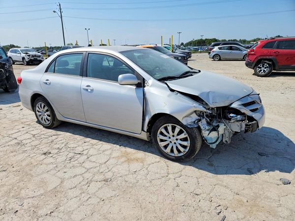 2012 TOYOTA COROLLA — Passenger 3/4