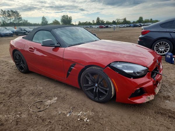 2021 BMW Z4 sDrive30i — Passenger 3/4