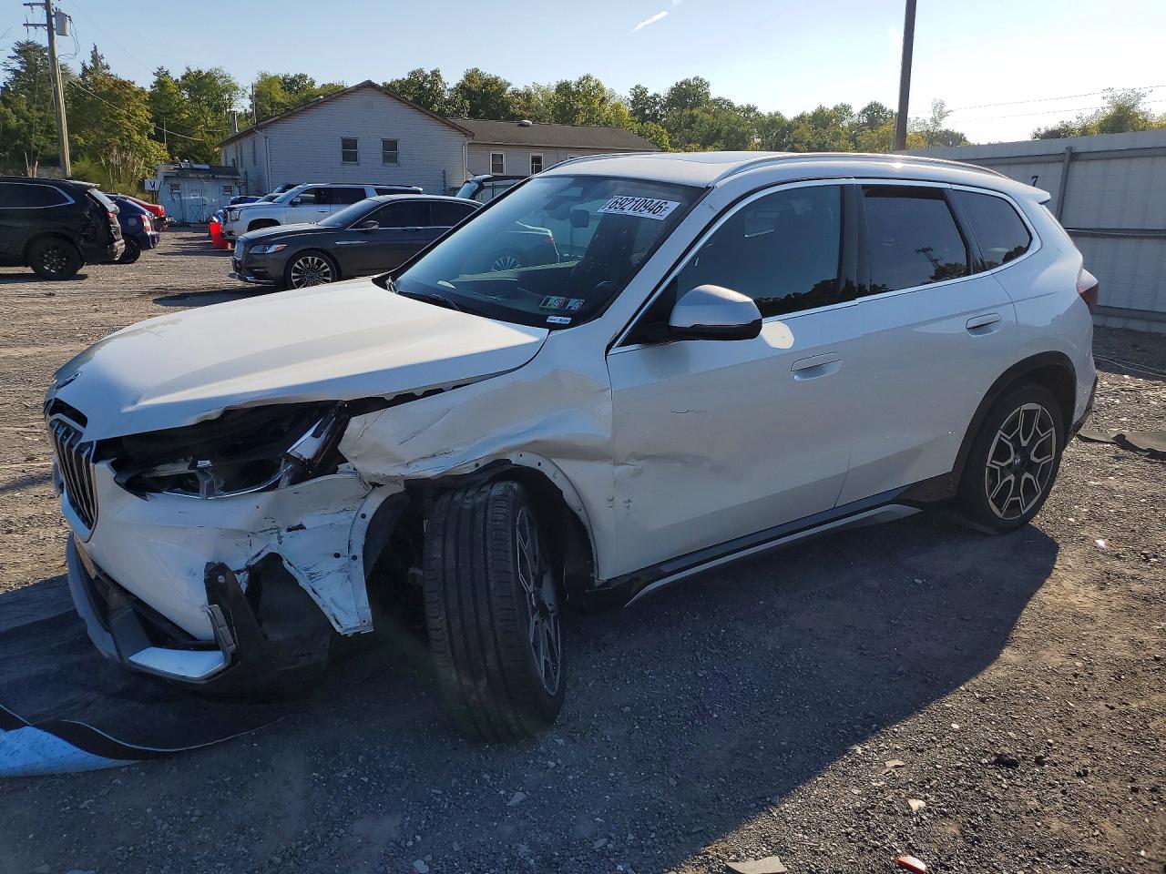 2024 BMW X1 xDrive28i — Front 3/4