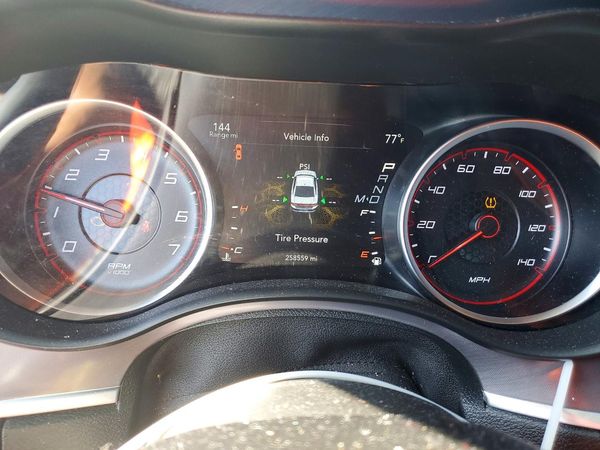 2019 DODGE CHARGER SXT