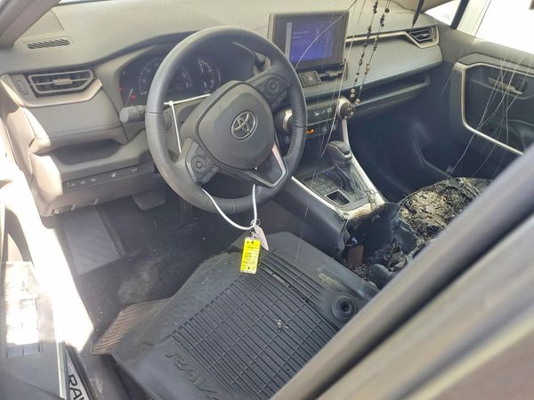 2024 TOYOTA RAV4 XLE Premium — CKPT