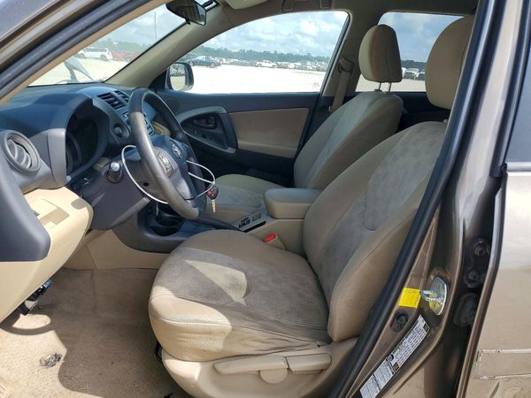 2012 TOYOTA RAV4 Standard