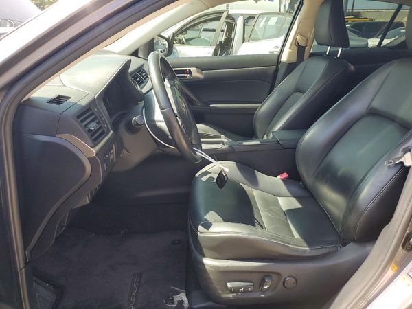 2014 LEXUS CT — DENT