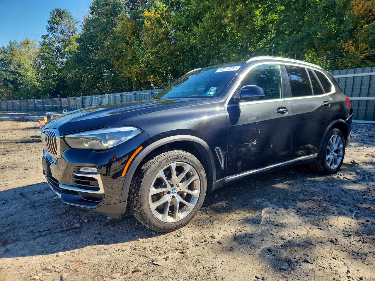 2020 BMW X5 xDrive40i — Front 3/4