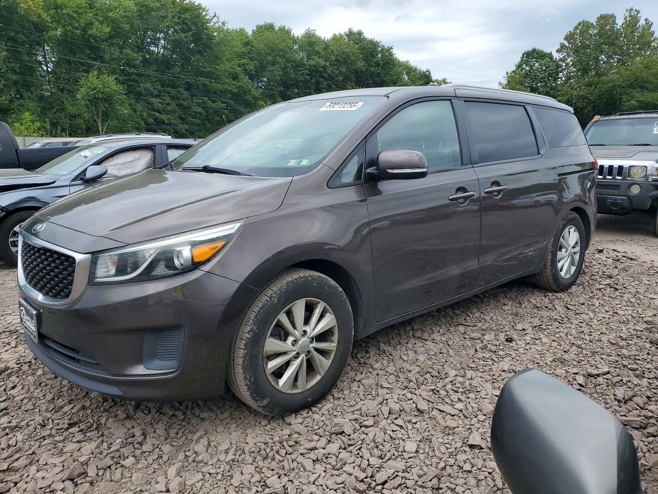 2016 KIA SEDONA — Front 3/4