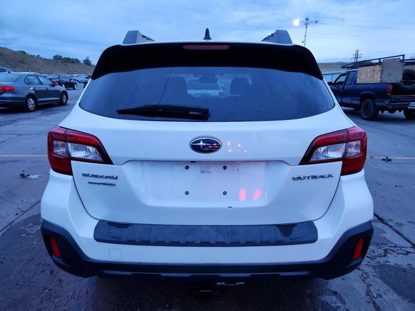 2019 SUBARU OUTBACK Premium+ES