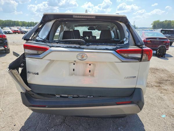 2022 TOYOTA RAV4 — DIRR