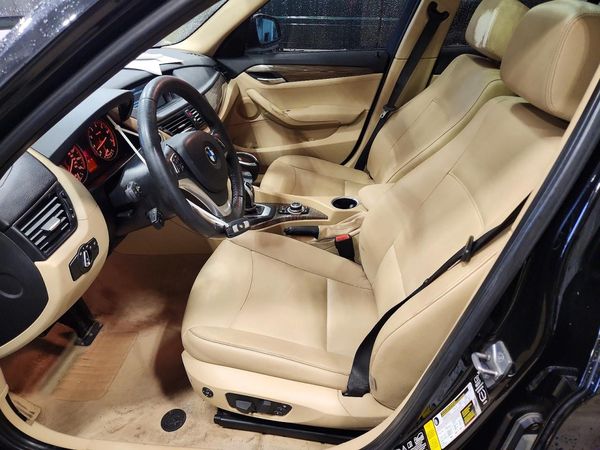 2014 BMW X1 — DENT