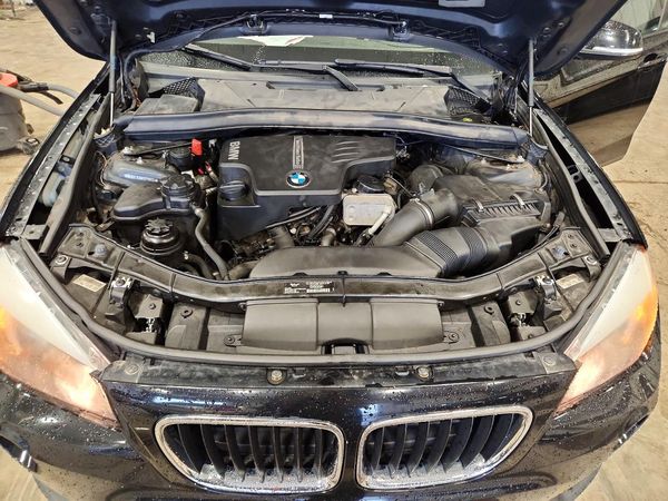 2014 BMW X1 — Engine bay
