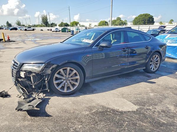 2014 AUDI A7 — Front 3/4