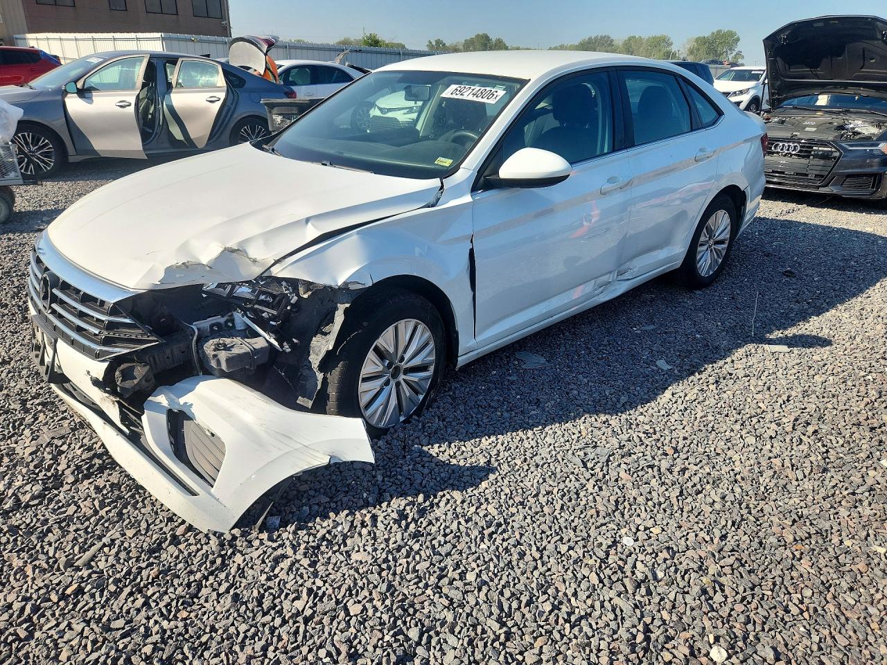 2019 VOLKSWAGEN JETTA — Front 3/4
