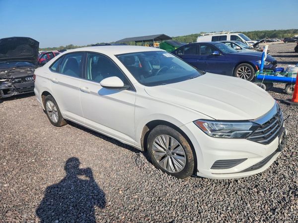 2019 VOLKSWAGEN JETTA — Passenger 3/4