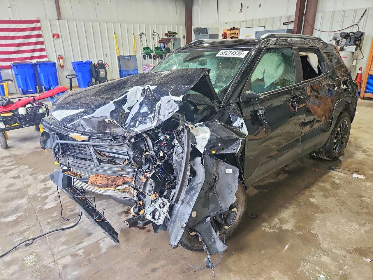 2022 CHEVROLET TRAILBLAZE LT — Front 3/4