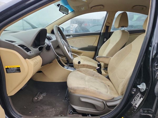 2012 HYUNDAI ACCENT GL (Middle-low grade) — DENT