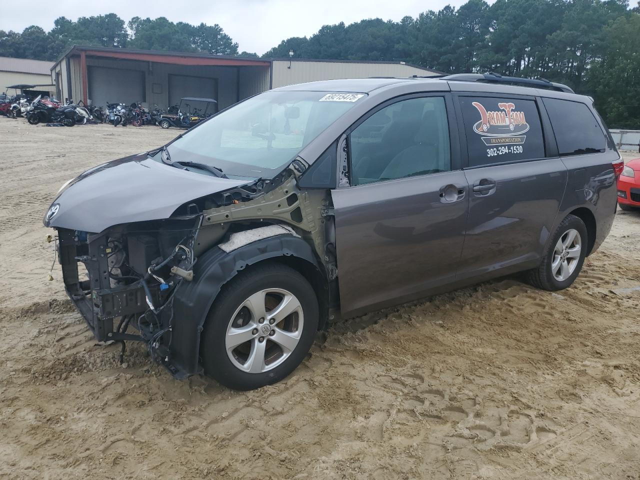 2015 TOYOTA SIENNA