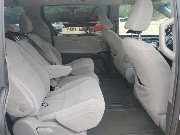 2015 TOYOTA SIENNA